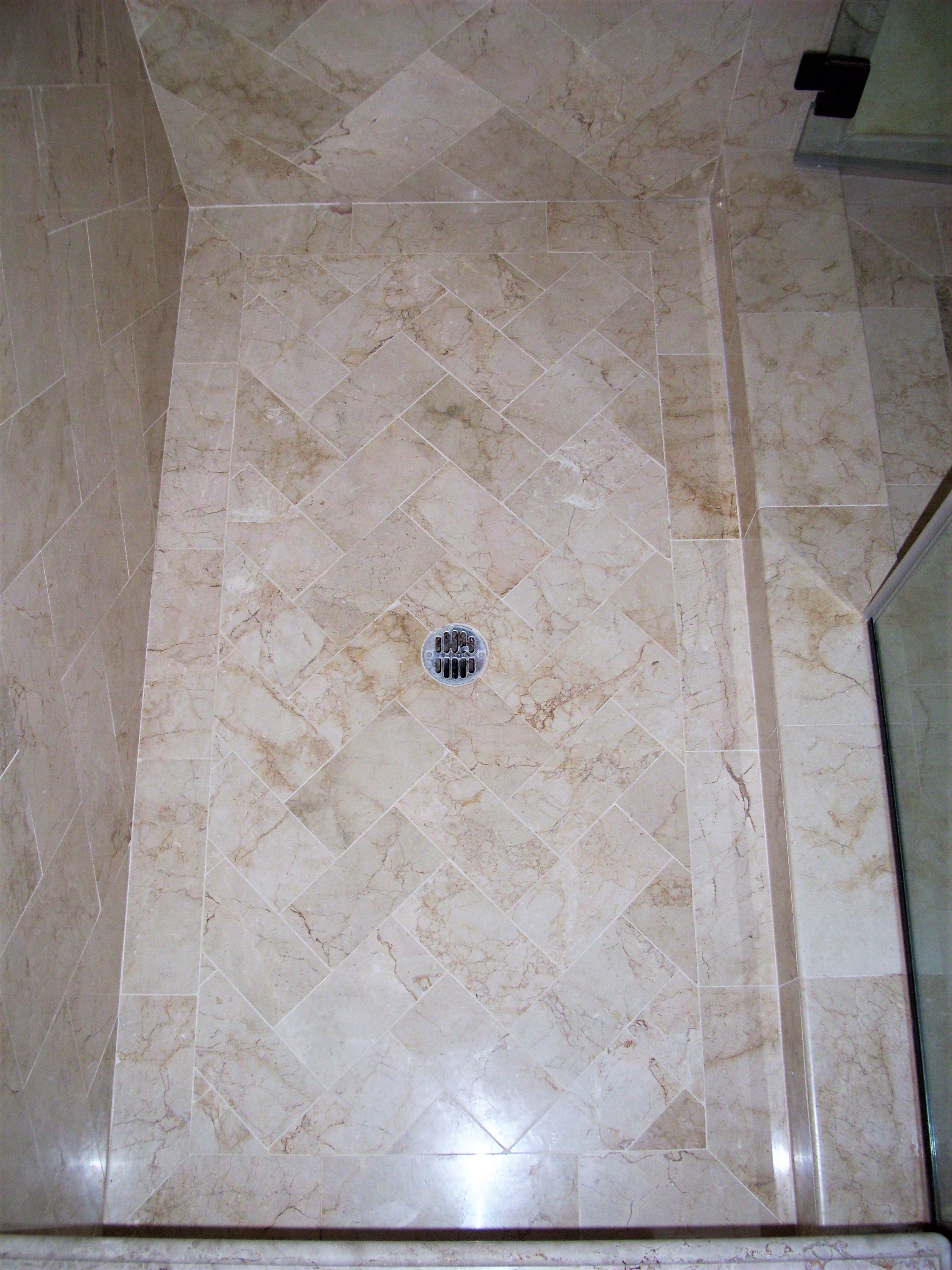 shower floor, shower damn
