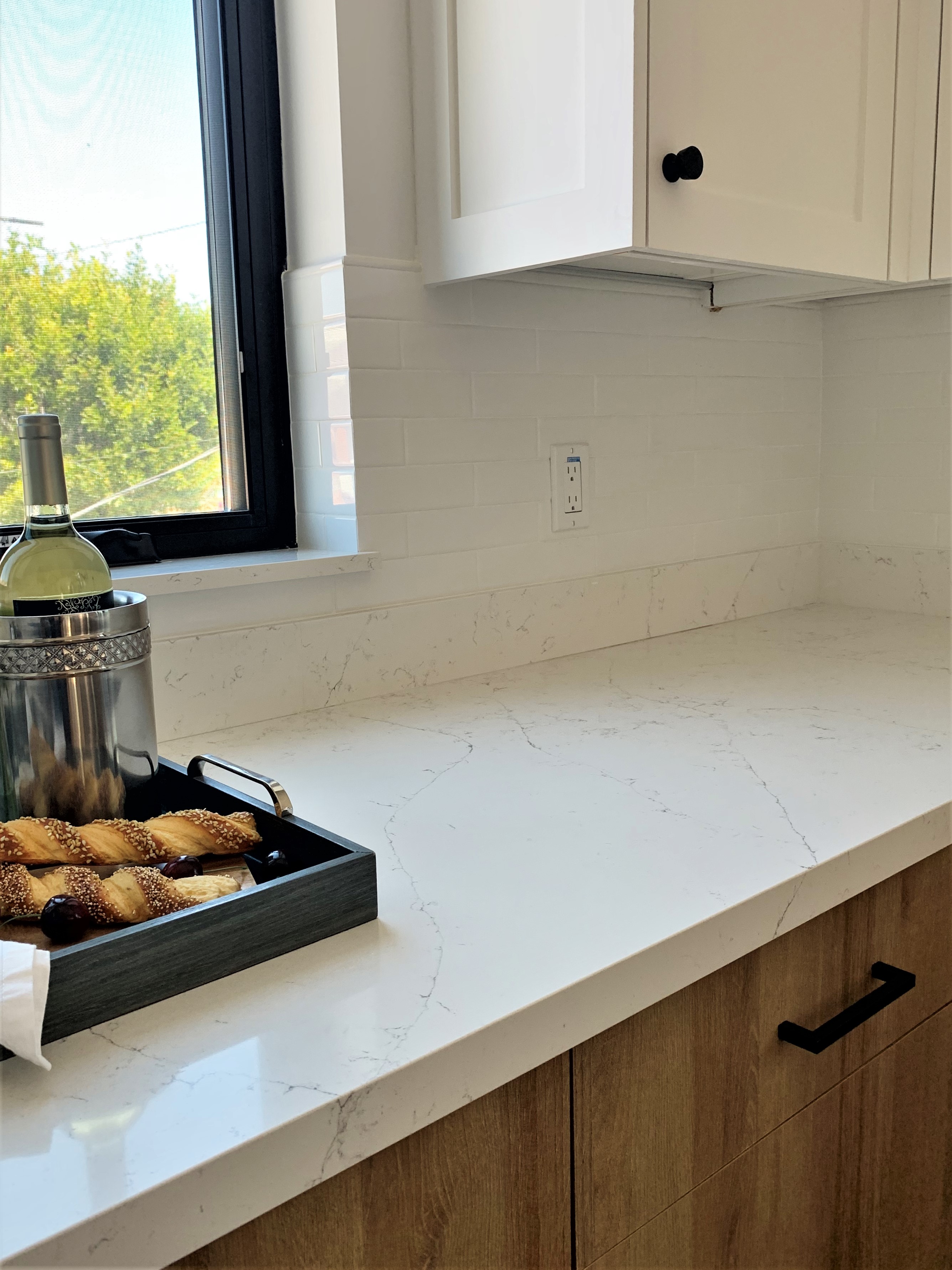 kitchen counter top and back splash edge detail