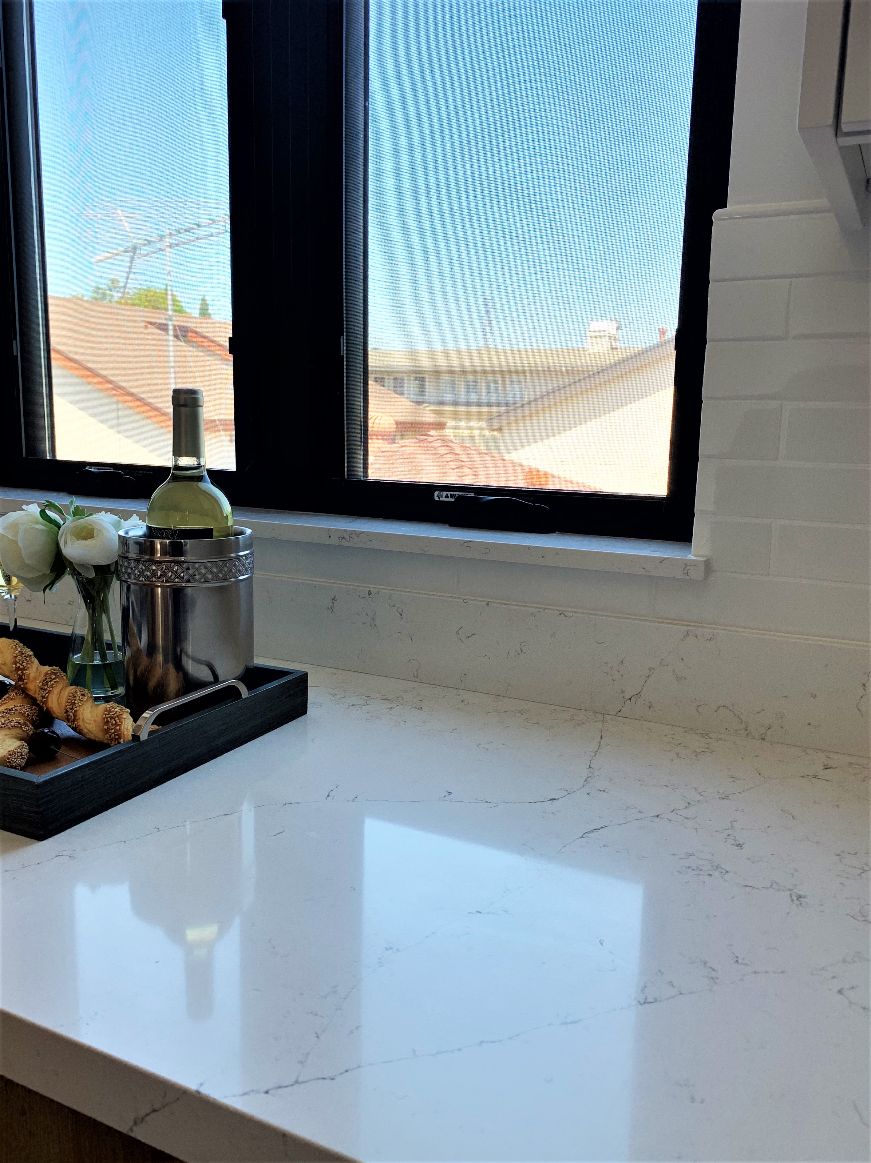 kitchen counter top and back splash edge detail