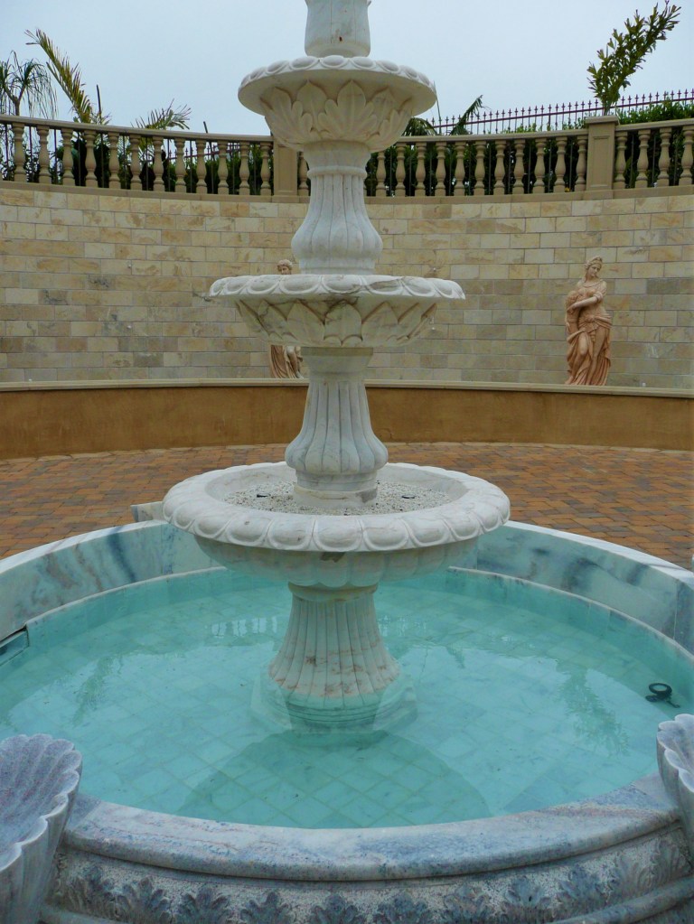 custom design, fountain, statue