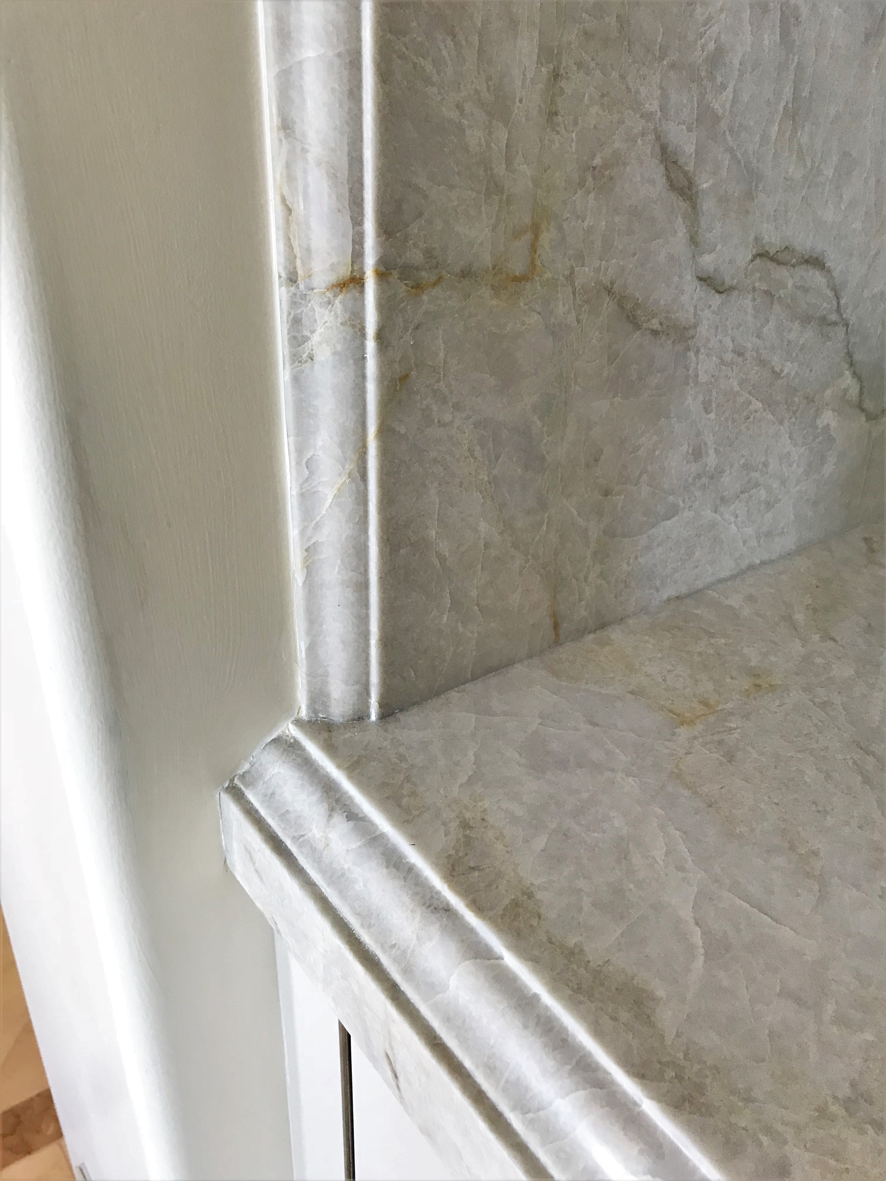 kitchen counter top and back splash edge detail