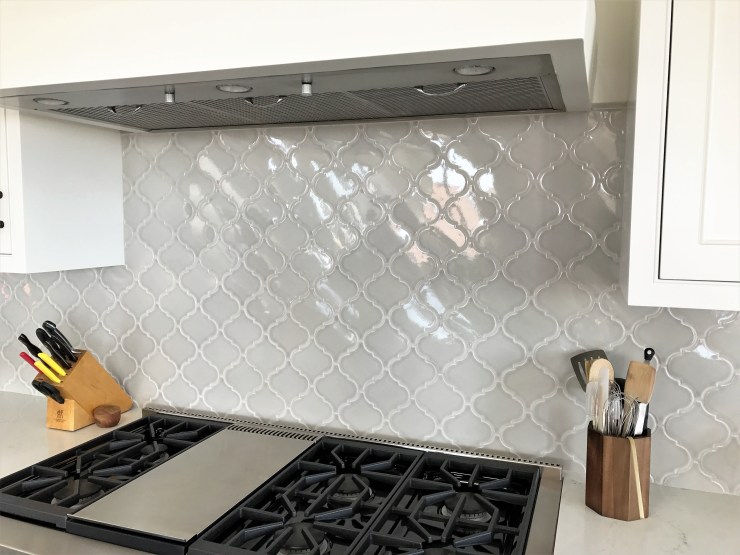 Kitchen, Back splash, and counter tops